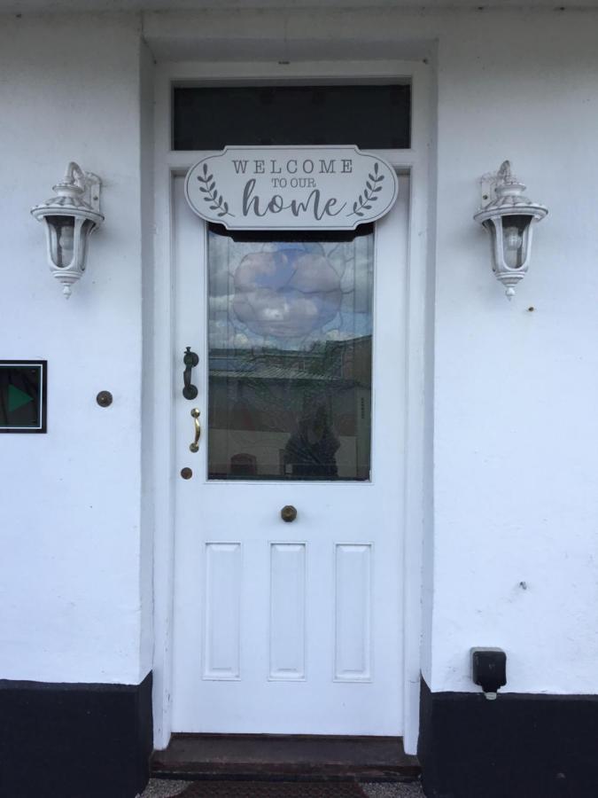 The Station Guest House Galmpton المظهر الخارجي الصورة